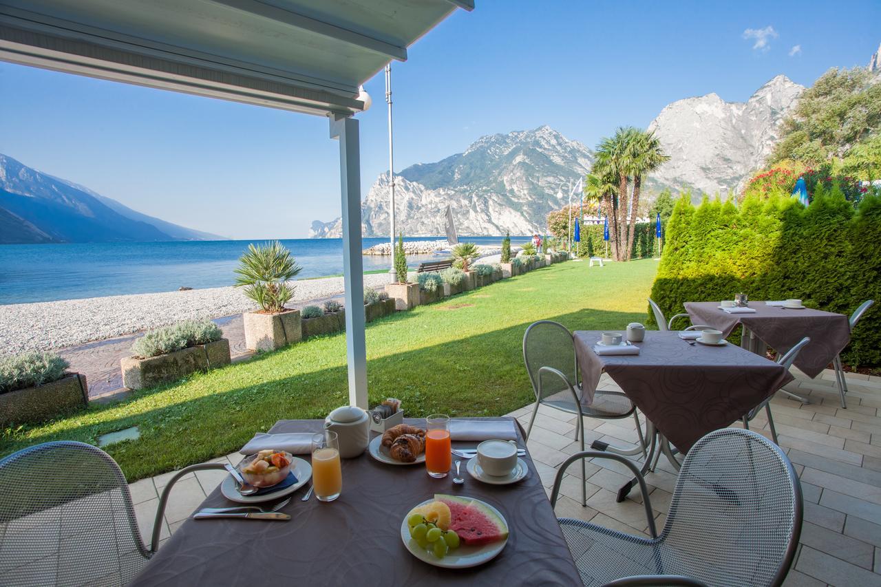 Hotel Lido Blu - Surf & Bike Torbole Sul Garda Dış mekan fotoğraf
