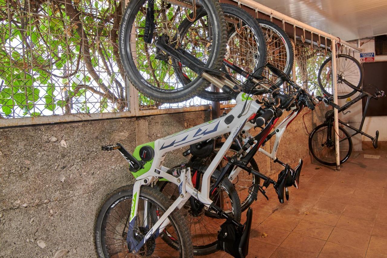 Hotel Lido Blu - Surf & Bike Torbole Sul Garda Dış mekan fotoğraf